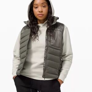 Lululemon Navigation Stretch Down Puffer Vest Sleek Olive Green Women’s Size 6